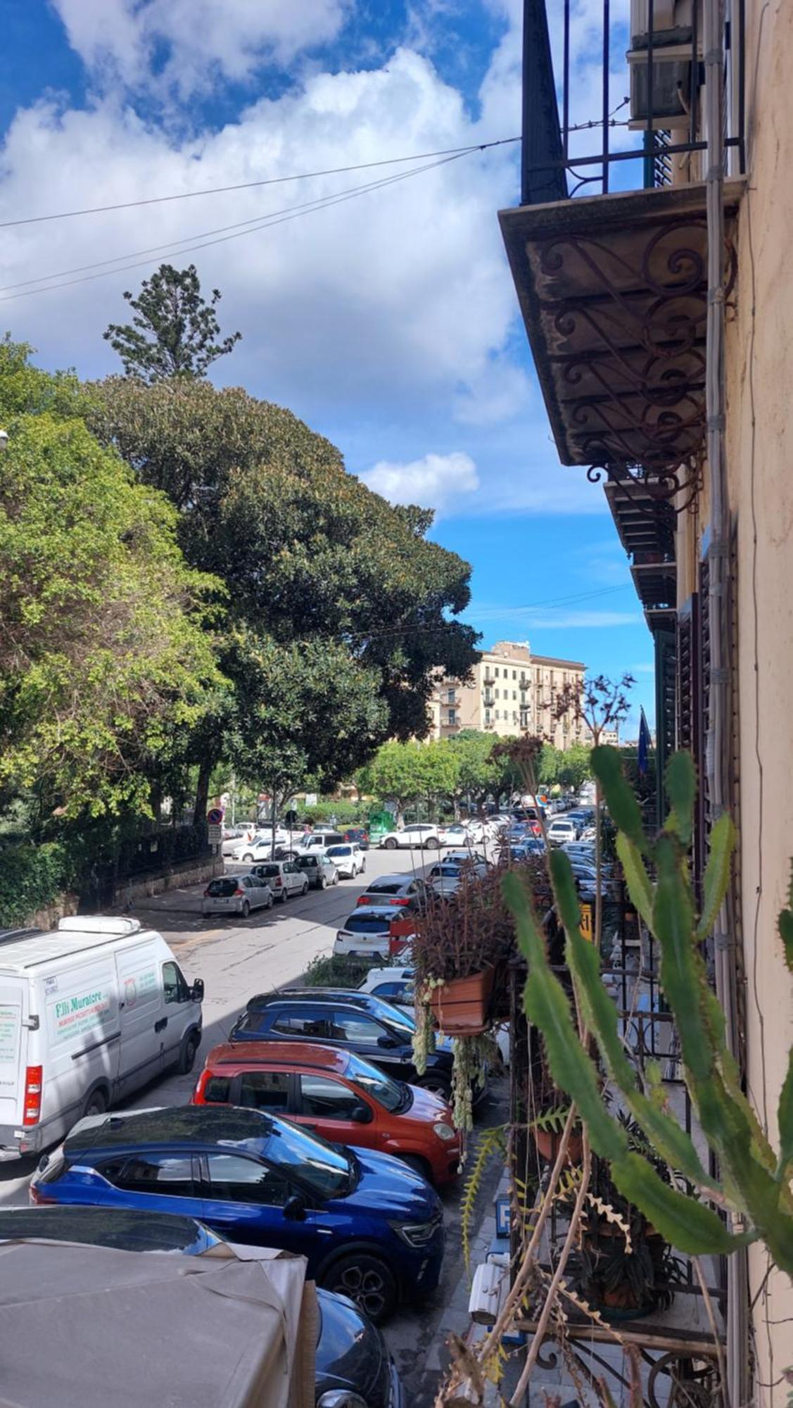 Casa Santoliva In Centro A Palermo Hotell Exteriör bild